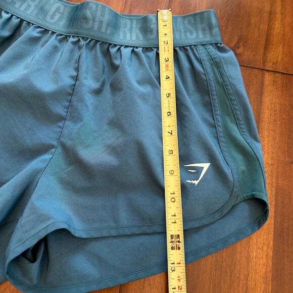 Gymshark Women's Training Loose Fit Shorts Teal Blue Size Medium - Picture 7 of 11